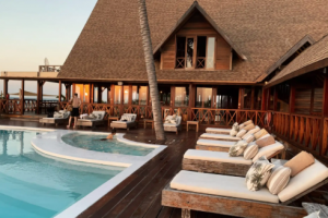 ¿Cuál es la diferencia entre resort y all inclusive?